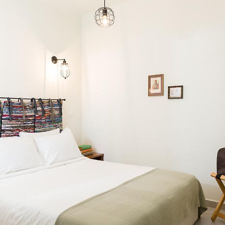 1930'S Athenian House By Yha Apartment Bagian luar foto