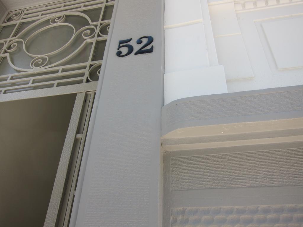 1930'S Athenian House By Yha Apartment Bagian luar foto
