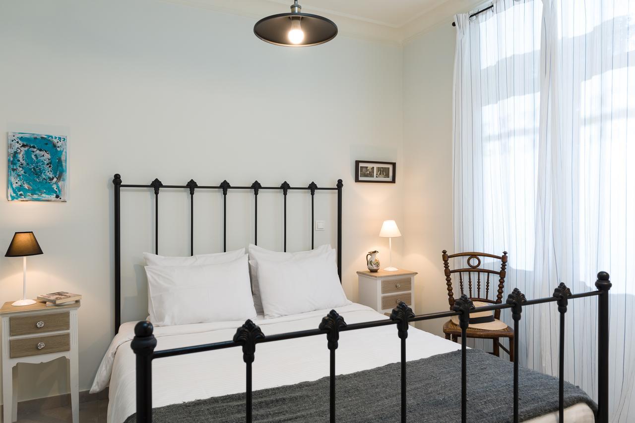 1930'S Athenian House By Yha Apartment Bagian luar foto
